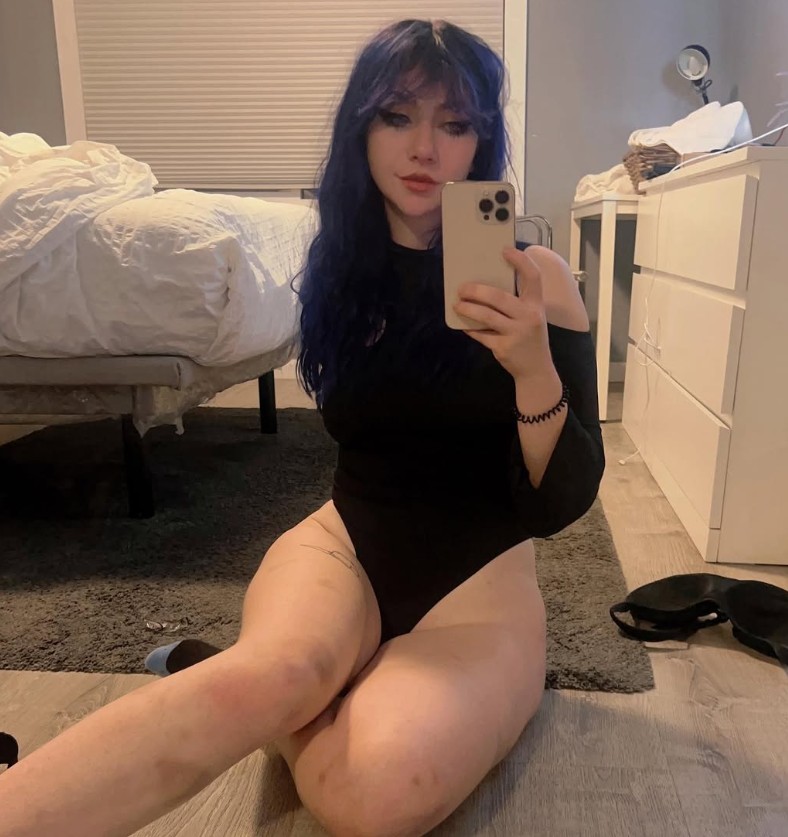 JustaMinx Gallery 1